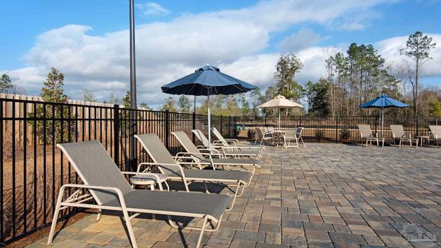 84 Anhinga St, Cantonment, FL 32533