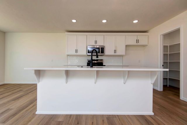 5250 W Josh Street, Springfield, MO 65802