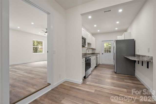 22 Ilyas Way, Waynesville, NC 28786