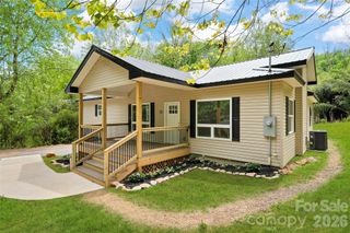 22 Ilyas Way, Waynesville, NC 28786