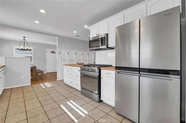 4838 Fidler Avenue, Long Beach, CA 90808