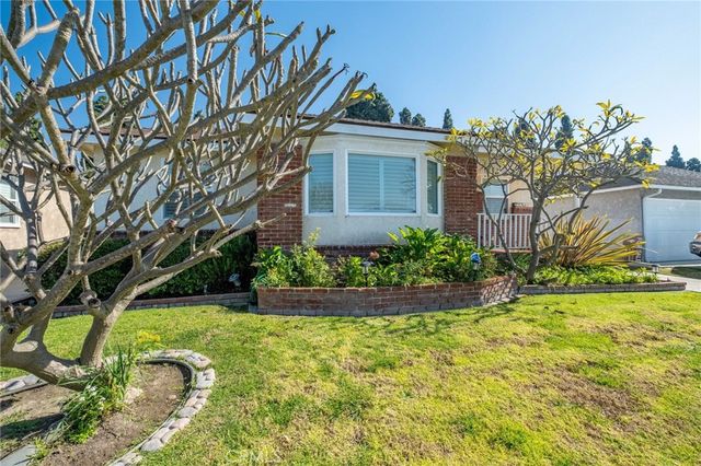 4838 Fidler Avenue, Long Beach, CA 90808
