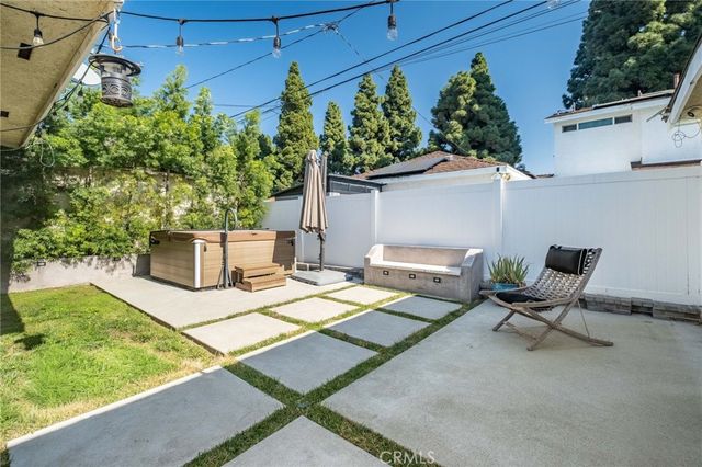 4838 Fidler Avenue, Long Beach, CA 90808