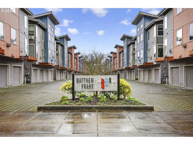 8514 N CENTRAL St, Portland, OR 97203