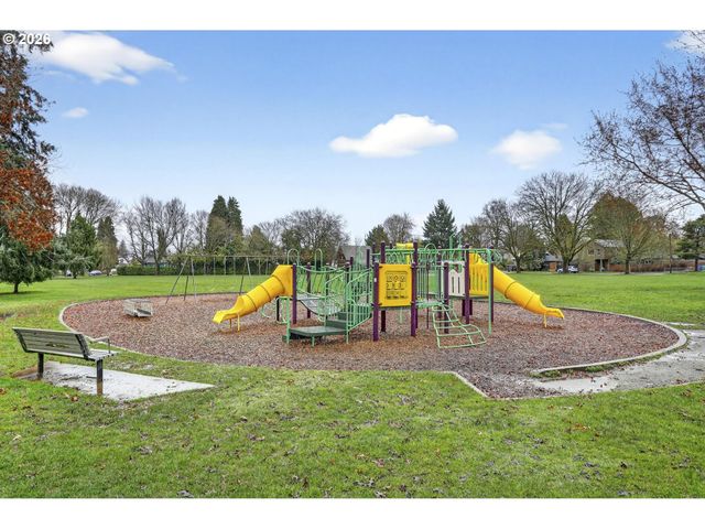 8514 N CENTRAL St, Portland, OR 97203