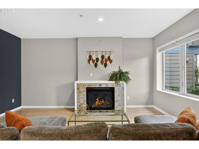 8514 N CENTRAL St, Portland, OR 97203