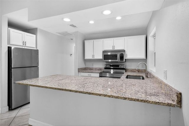 8076 WOODEN DRIVE, Spring Hill, FL 34606