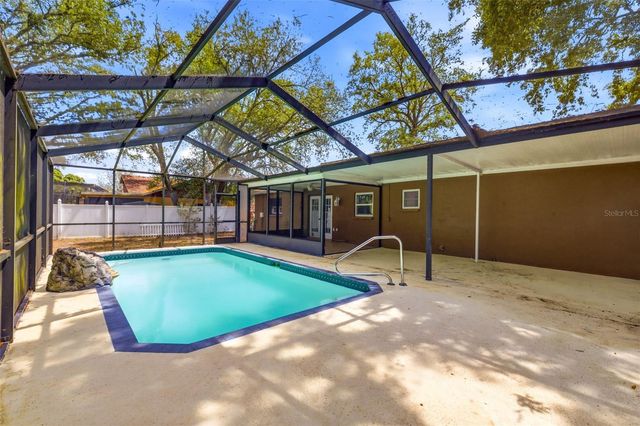 8076 WOODEN DRIVE, Spring Hill, FL 34606