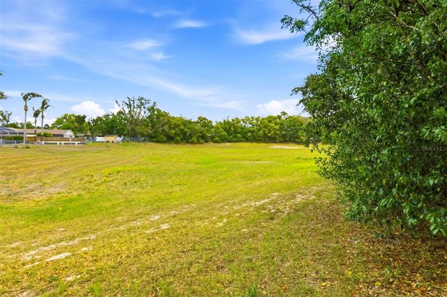 8076 WOODEN DRIVE, Spring Hill, FL 34606