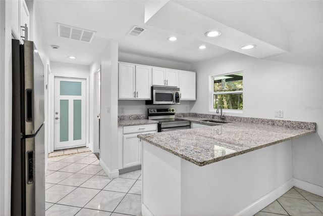 8076 WOODEN DRIVE, Spring Hill, FL 34606