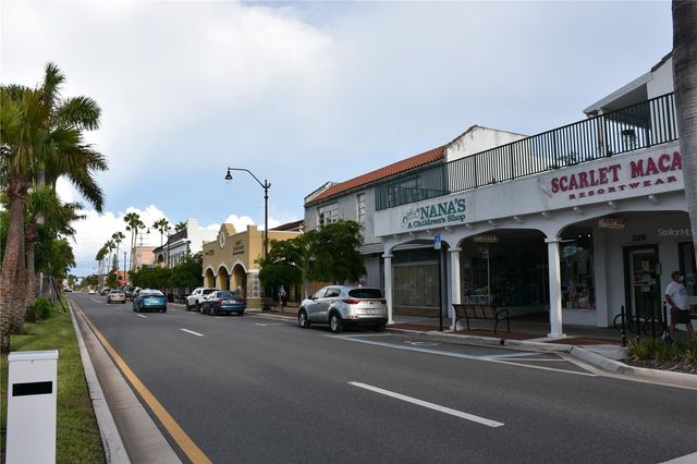 1315 PINE NEEDLE ROAD, Venice, FL 34285