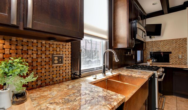 54 Woodland Avenue, Columbus, OH 43203