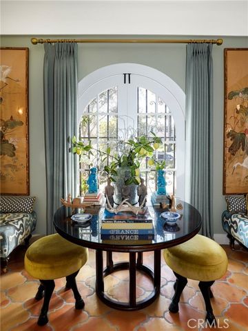 898 S Victoria, Los Angeles, CA 90005