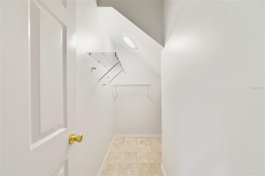 Image 22 of property listing at 1156 ROYAL SAINT GEORGE DRIVE, Orlando, FL 32828