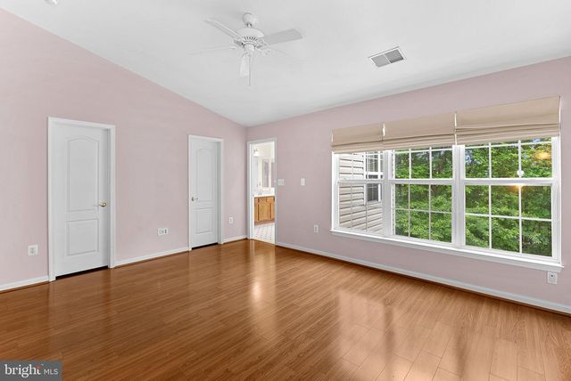 13574 BIG BOULDER RD, Herndon, VA 20171