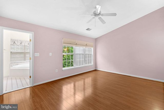 13574 BIG BOULDER RD, Herndon, VA 20171
