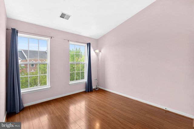 13574 BIG BOULDER RD, Herndon, VA 20171