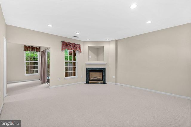 13574 BIG BOULDER RD, Herndon, VA 20171