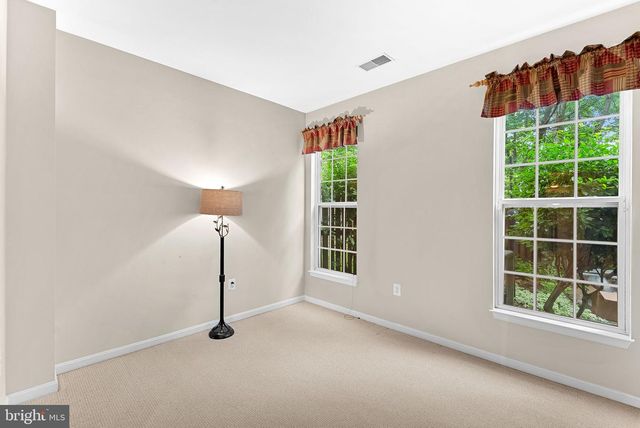 13574 BIG BOULDER RD, Herndon, VA 20171