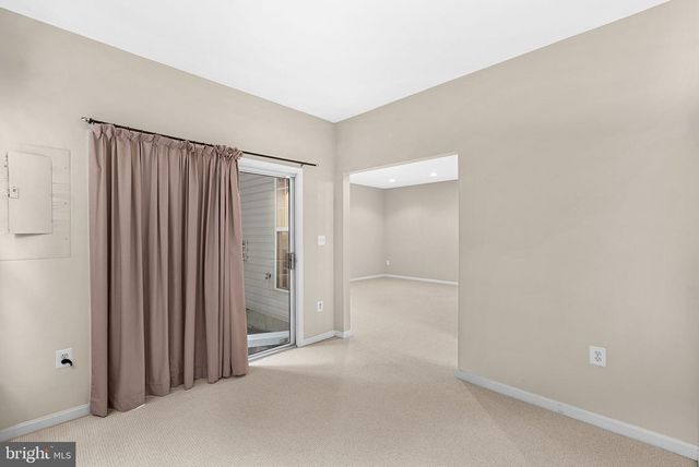 13574 BIG BOULDER RD, Herndon, VA 20171