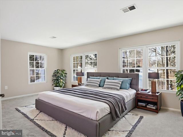 12183 OLD SALEM CT, Woodbridge, VA 22192