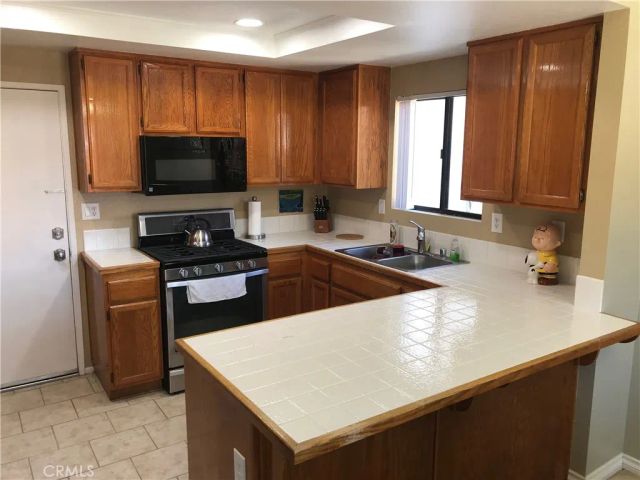 1026 Basalt Court, Hemet, CA 92543