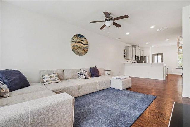 809 Ambient Way SW, Atlanta, GA 30331