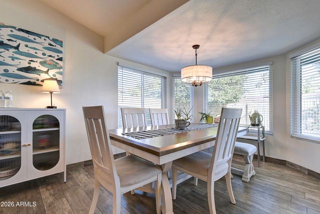 724 W PALOMINO Drive, Chandler, AZ 85225