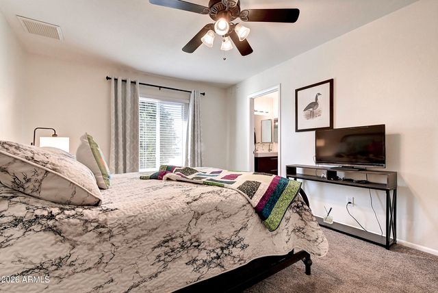 724 W PALOMINO Drive, Chandler, AZ 85225