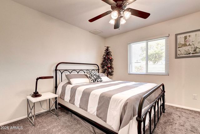 724 W PALOMINO Drive, Chandler, AZ 85225