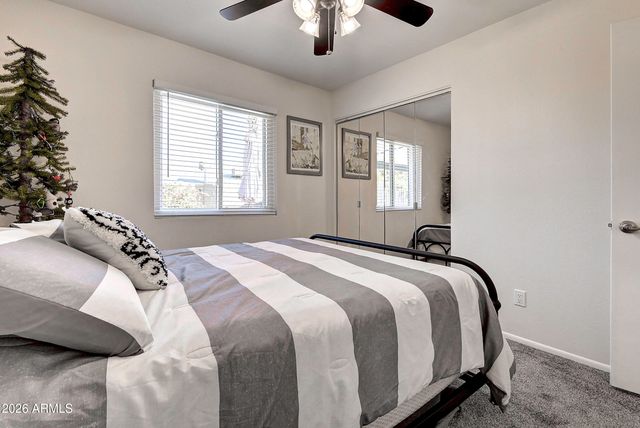 724 W PALOMINO Drive, Chandler, AZ 85225