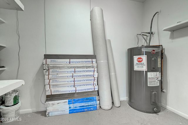 724 W PALOMINO Drive, Chandler, AZ 85225