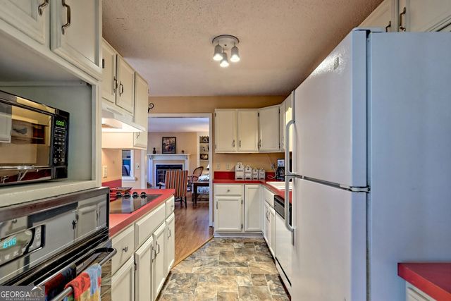 153 Stornoway Drive 2, Clayton, GA 30525