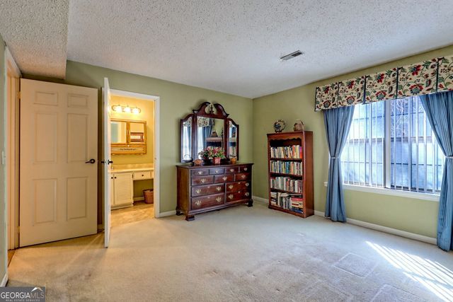 153 Stornoway Drive 2, Clayton, GA 30525