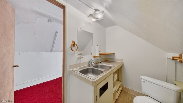 1320 W 87th Street, Cleveland, OH 44102