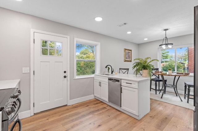 5696 Biscayne Avenue, Green Twp, OH 45248