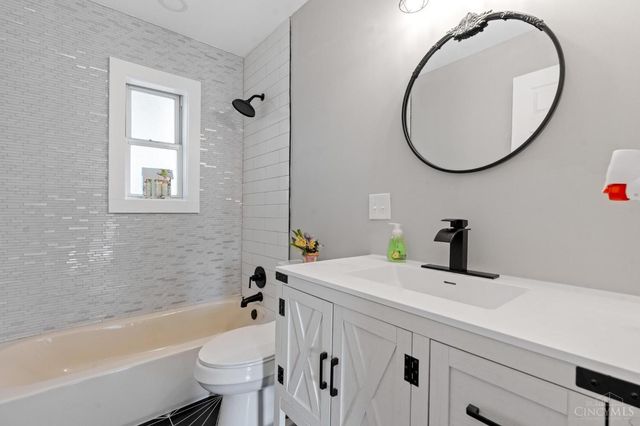 5696 Biscayne Avenue, Green Twp, OH 45248