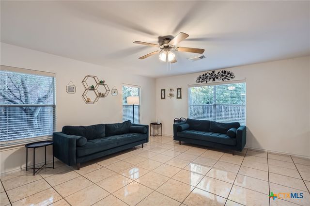1049 Stone Trail, New Braunfels, TX 78130