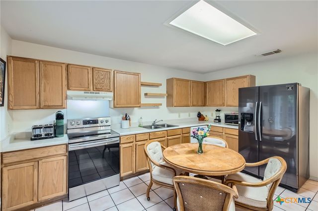 1049 Stone Trail, New Braunfels, TX 78130