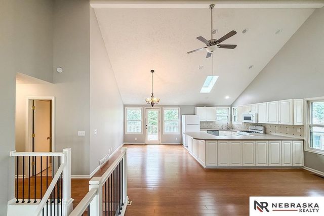 1892 N 153rd Plaza, Omaha, NE 68154