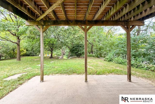 1892 N 153rd Plaza, Omaha, NE 68154