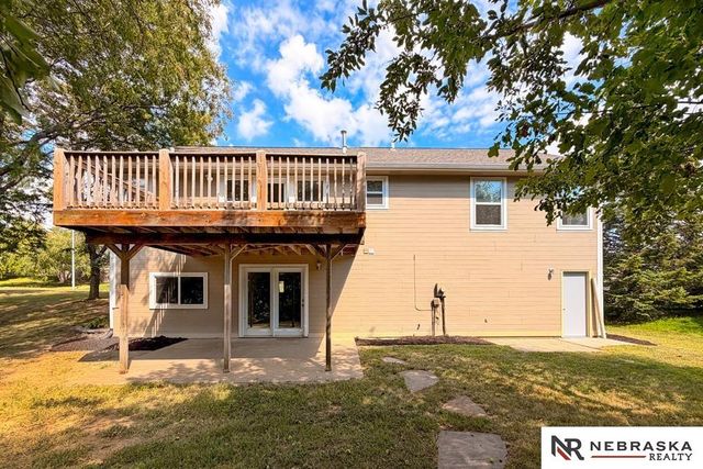 1892 N 153rd Plaza, Omaha, NE 68154