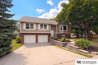 1892 N 153rd Plaza, Omaha, NE 68154