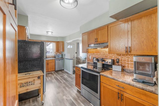 930 Colleen Avenue, Evansdale, IA 50707