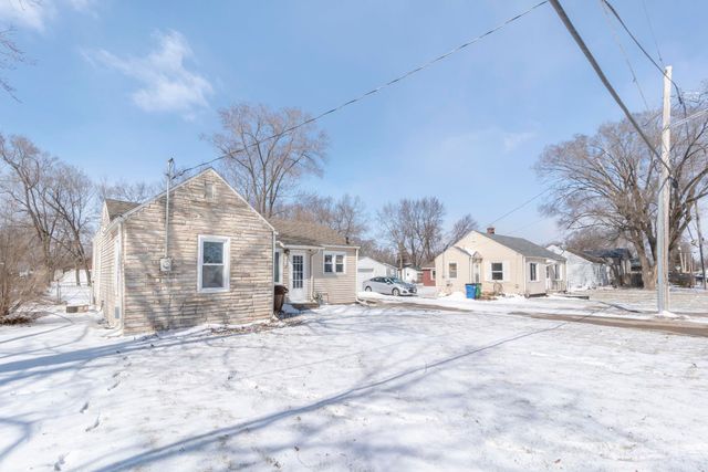 930 Colleen Avenue, Evansdale, IA 50707