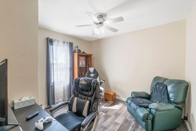 930 Colleen Avenue, Evansdale, IA 50707