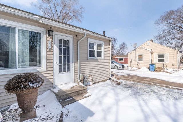 930 Colleen Avenue, Evansdale, IA 50707