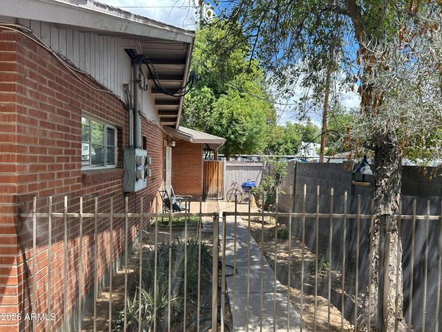6024 N 12TH Street, Phoenix, AZ 85014