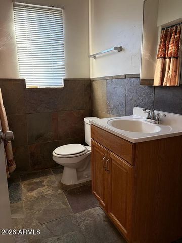6024 N 12TH Street, Phoenix, AZ 85014
