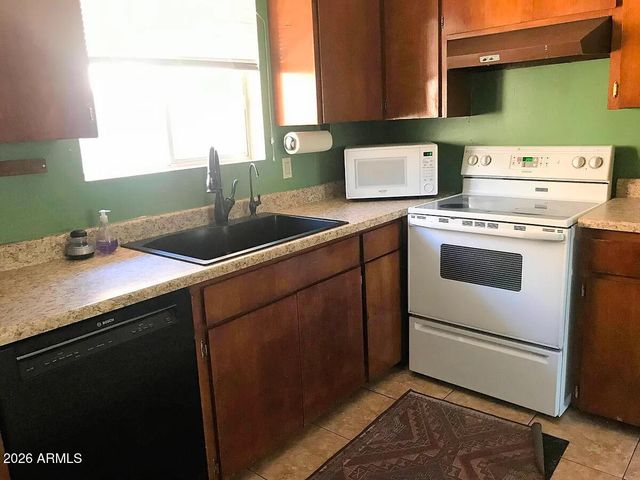 6024 N 12TH Street, Phoenix, AZ 85014